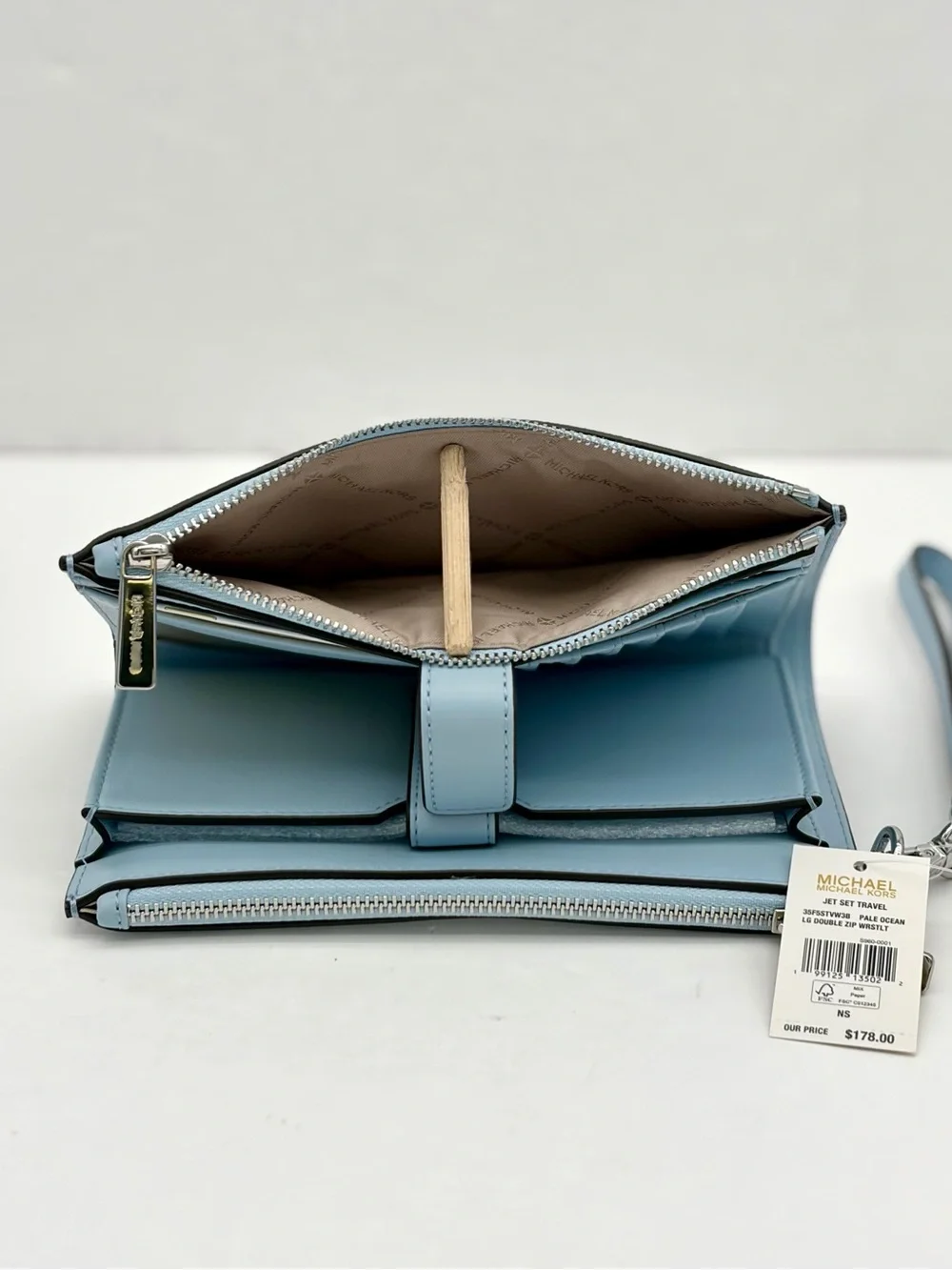 MICHAEL KORS Jet Set Large ombré Signature Logo Wristlet Wallet